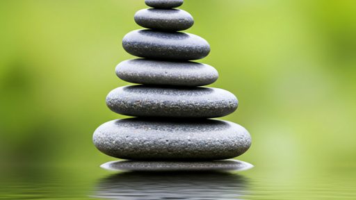 如何在逆境中寻找转机：易经中的"否极泰来"